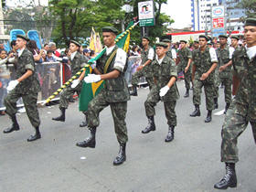 Desfile de 2010 - Foto: Portal Ter