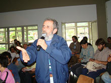 O ator Srgio Moraes, em um dos momentos de debate na conferncia - Foto: Cludio Furtado